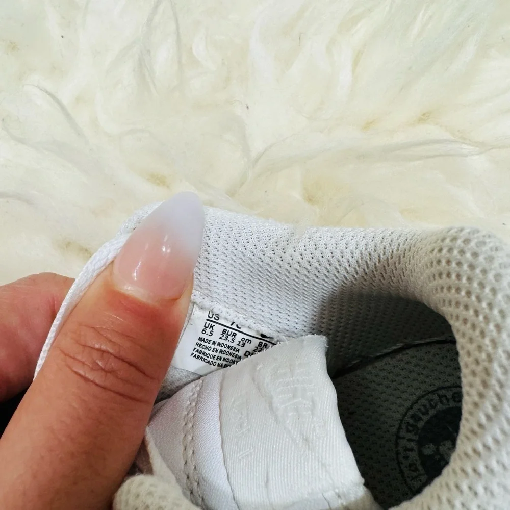 Children white Nike